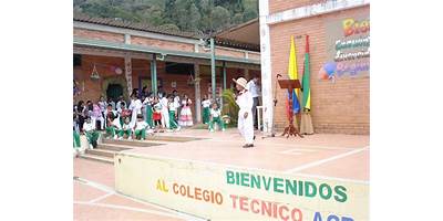 42214 TECNICO AGROPECUARIO