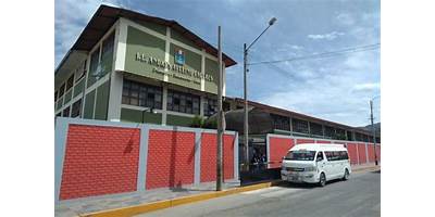 83006 ANDRES AVELINO CACERES