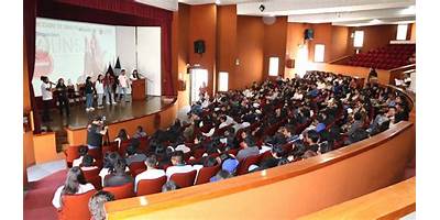 EL UNIVERSITARIO