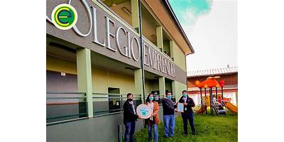 EMPRENDEDORES ONE SCHOOL
