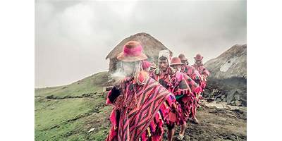 ETNICA COMUNITARIA ANDINA DE LA NACION Q'ERO