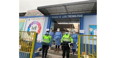 652 13 LOS TREBOLITOS