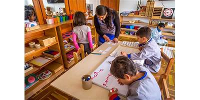 CASA MONTESSORI CRECER JUGANDO