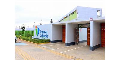 INNOVA SCHOOLS - COMAS CONDORCANQUI