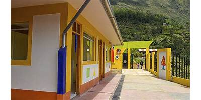 LOS CLAVELES