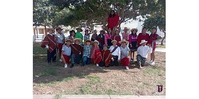 MI DIVINA FAMILIA