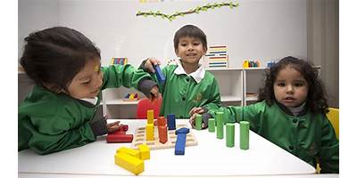 MONTESSORI SCHOOL SCIENCE EDUCATION