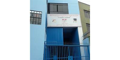 LEADER SCHOOL