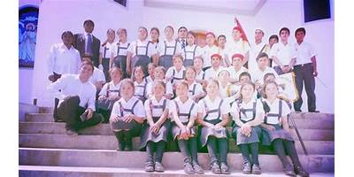 MARTIRES ESCOLARES