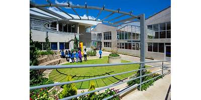 MAXWELL INTERNATIONAL SCHOOL