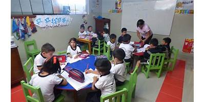 MONTESSORI SCHOOL