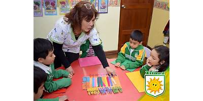 APRENDIENDO CON VALORES