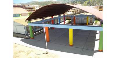 CONSTRUCTORES DE LA PAZ