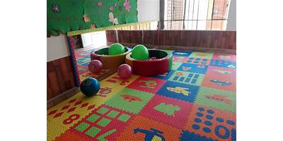 CRECEMOS JUGANDO