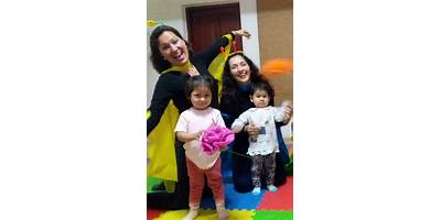 CRECIENDO FELICES