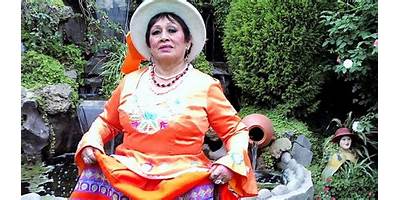 LAS AZUCENAS