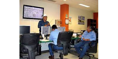 LOS EXPLORADORES