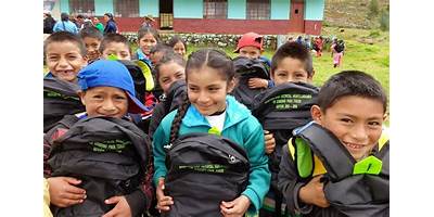LOS NIÑOS DE HUAYLLABAMBA