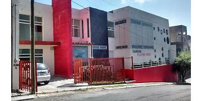 PEQUEÑOS GENIOS