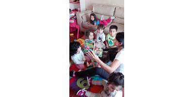 PEQUEÑOS SOÑADORES