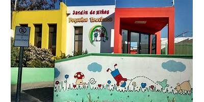 PEQUEÑOS TRAVIESOS