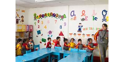 LAS AMERICAS SCHOOL